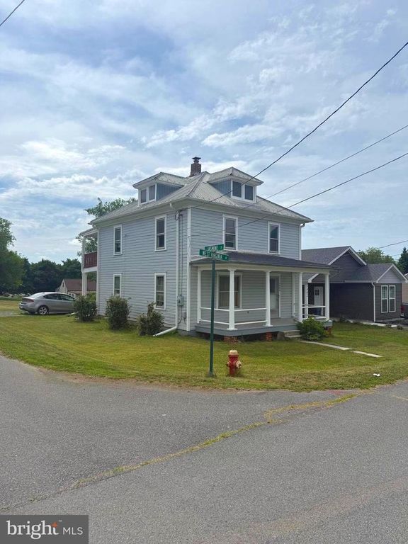 1400 WEST VIRGINIA, Martinsburg, WV 25401