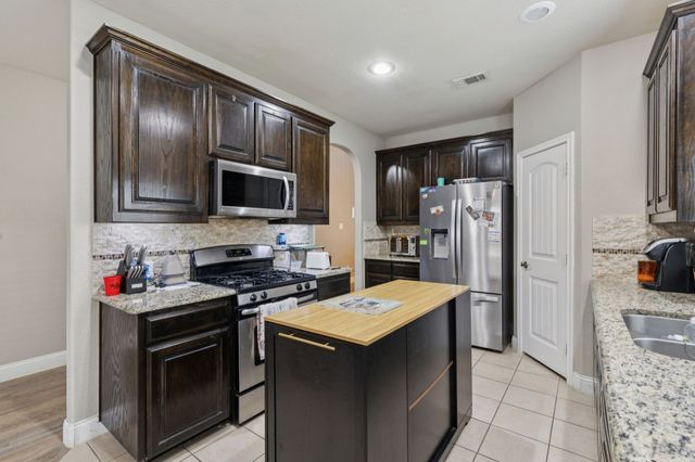 1108 Central Village Drive, Denton, TX 76210