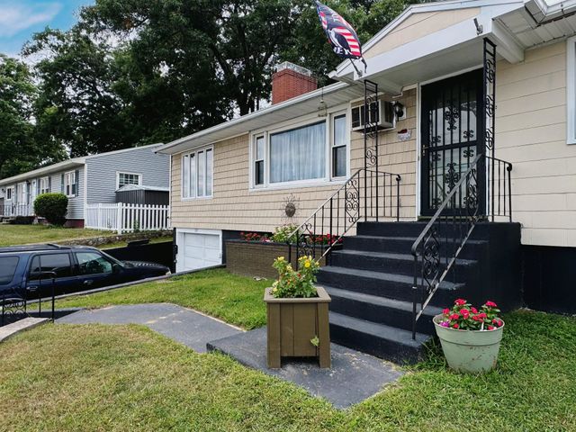 247 S Jewett Street, Manchester, NH 03103