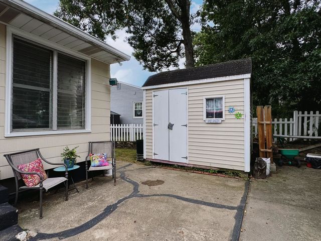 247 S Jewett Street, Manchester, NH 03103