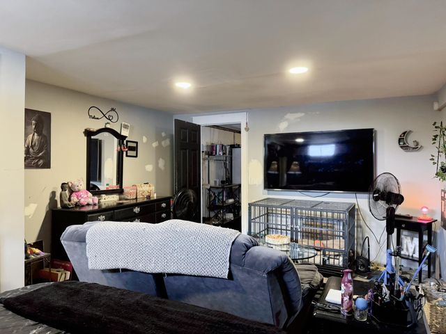 247 S Jewett Street, Manchester, NH 03103