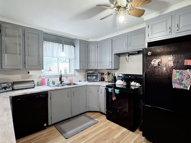 247 S Jewett Street, Manchester, NH 03103