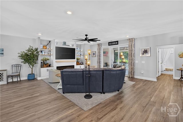 90 Nettleton Lane, Richmond Hill, GA 31324
