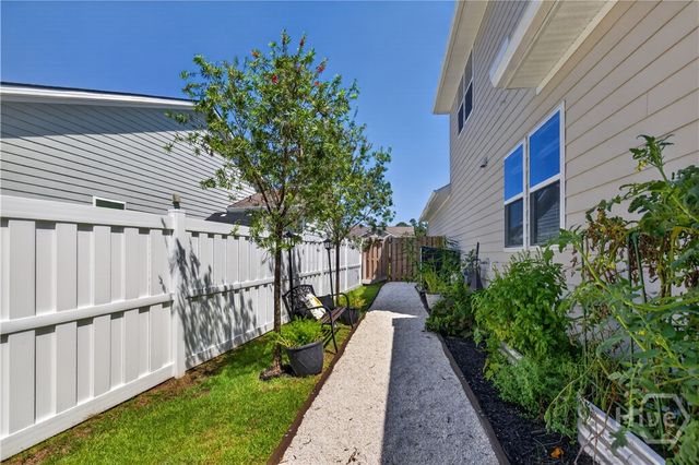 90 Nettleton Lane, Richmond Hill, GA 31324