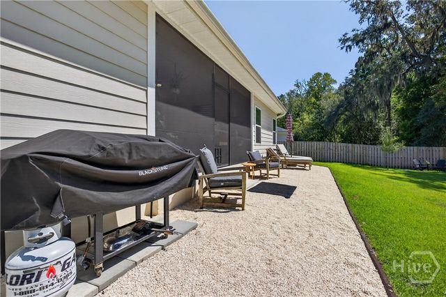 90 Nettleton Lane, Richmond Hill, GA 31324