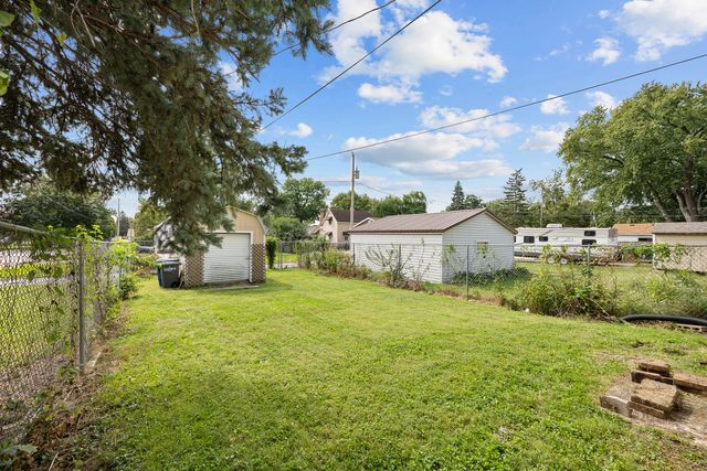 828 10th Street, Bettendorf, IA 52722