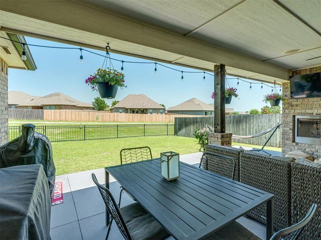 18633 Groveton Boulevard, Edmond, OK 73012