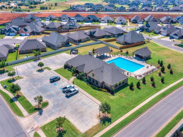 18633 Groveton Boulevard, Edmond, OK 73012