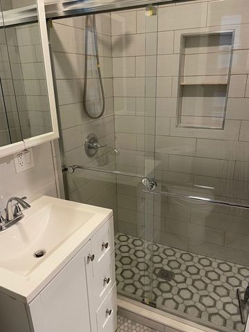 176 West Sixth St. 1, Boston, MA 02127