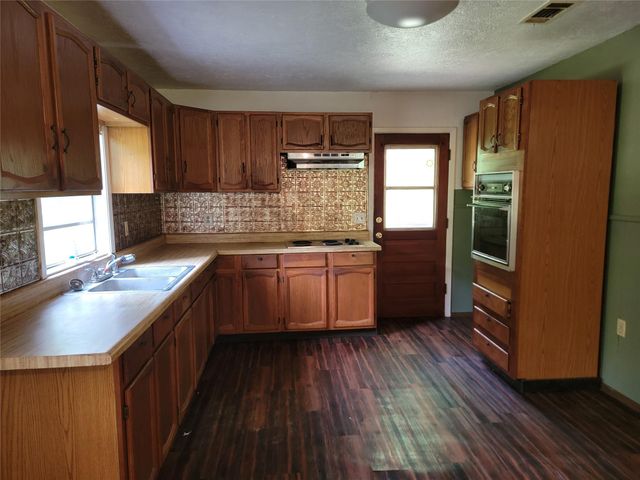 156 White Oak Circle, Trinity, TX 75862