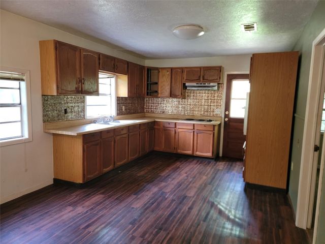 156 White Oak Circle, Trinity, TX 75862