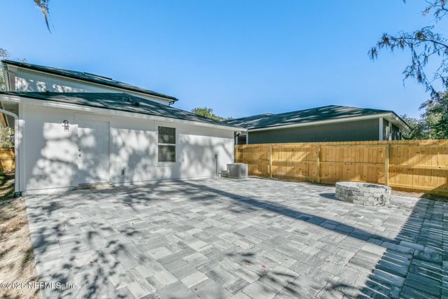 8822 EATON Avenue, Jacksonville, FL 32211