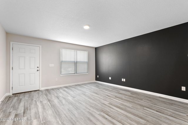 8822 EATON Avenue, Jacksonville, FL 32211