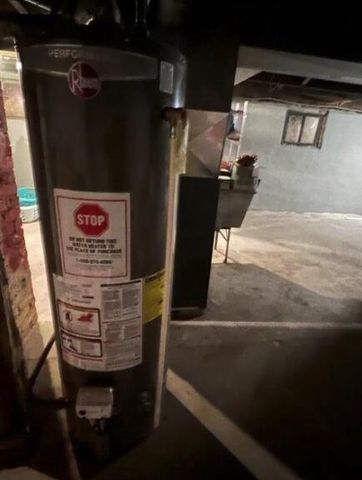 3214 N 11th STREET, Milwaukee, WI 53206