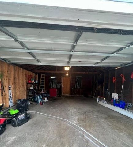 3214 N 11th STREET, Milwaukee, WI 53206