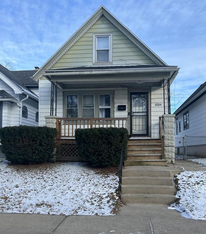 3214 N 11th STREET, Milwaukee, WI 53206