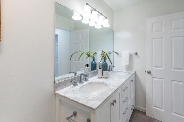 1332 Casa Court, Santa Clara, CA 95051