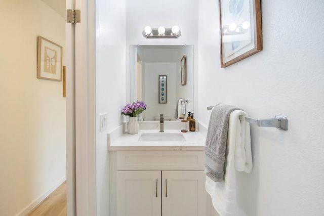 1332 Casa Court, Santa Clara, CA 95051