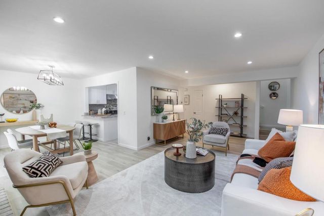 1332 Casa Court, Santa Clara, CA 95051