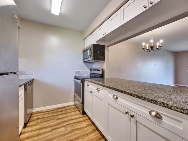 12021 W Greenway Drive 105, Royal Palm Beach, FL 33411