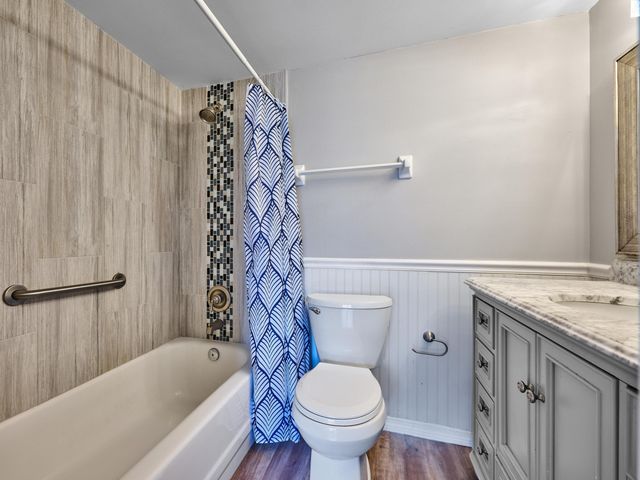 12021 W Greenway Drive 105, Royal Palm Beach, FL 33411