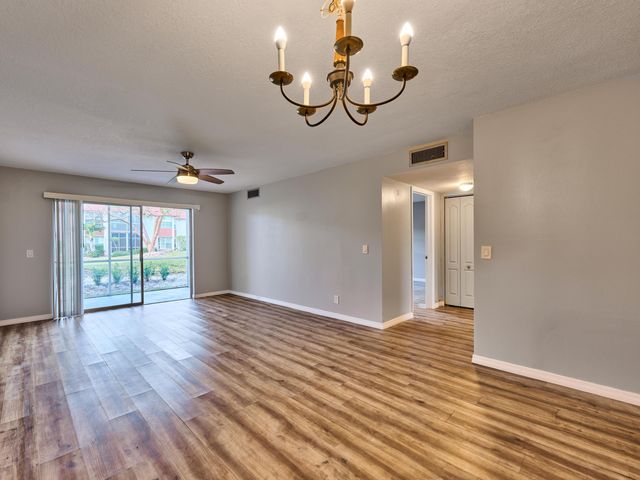 12021 W Greenway Drive 105, Royal Palm Beach, FL 33411