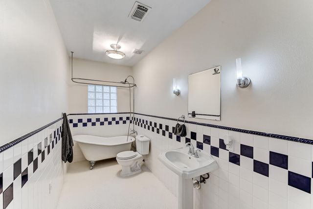 22623 Three Pines Drive, Hockley, TX 77447