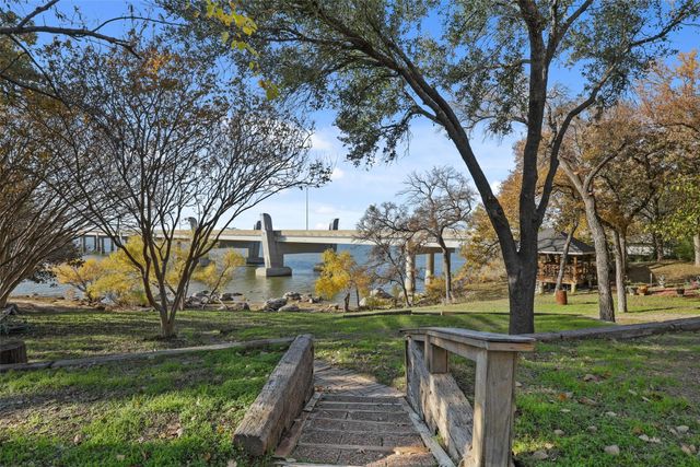 457 2 Pines Lane, Little Elm, TX 75068