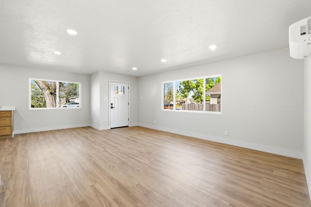 631 J St, Lincoln, CA 95648