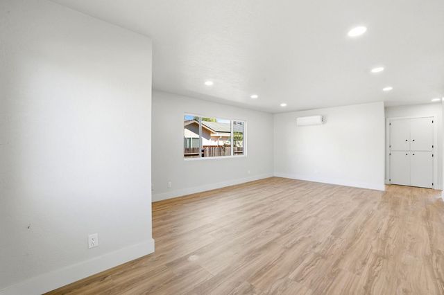 631 J St, Lincoln, CA 95648