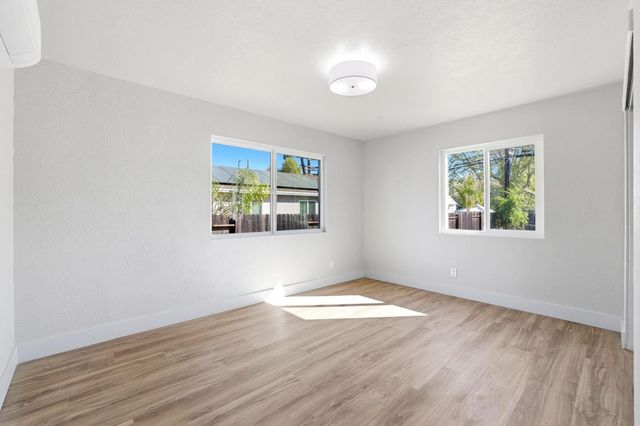 631 J St, Lincoln, CA 95648