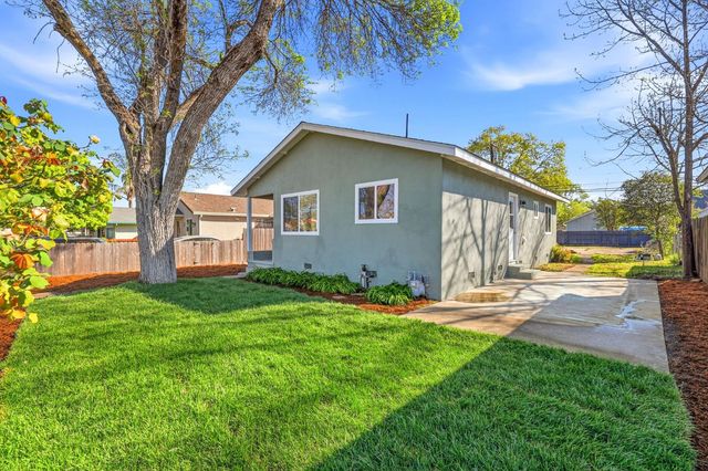 631 J St, Lincoln, CA 95648