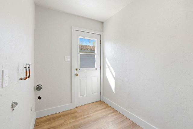 631 J St, Lincoln, CA 95648