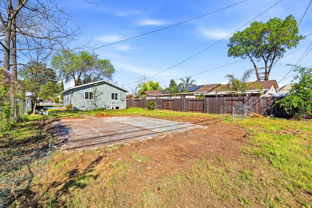 631 J St, Lincoln, CA 95648