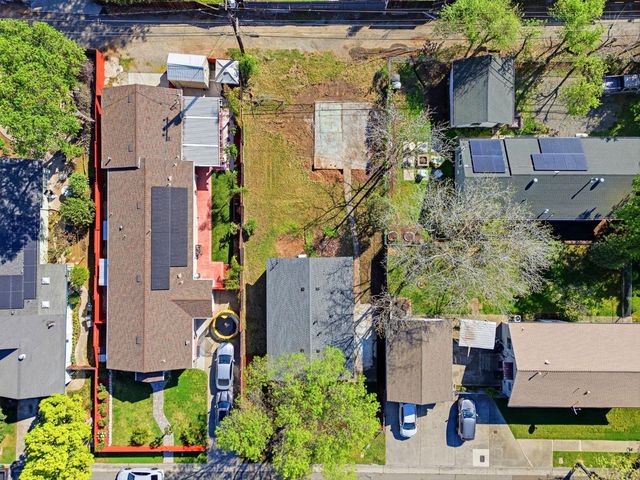 631 J St, Lincoln, CA 95648