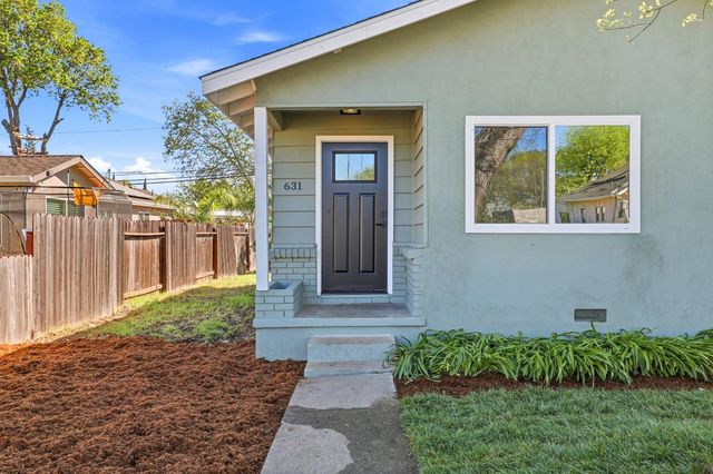 631 J St, Lincoln, CA 95648