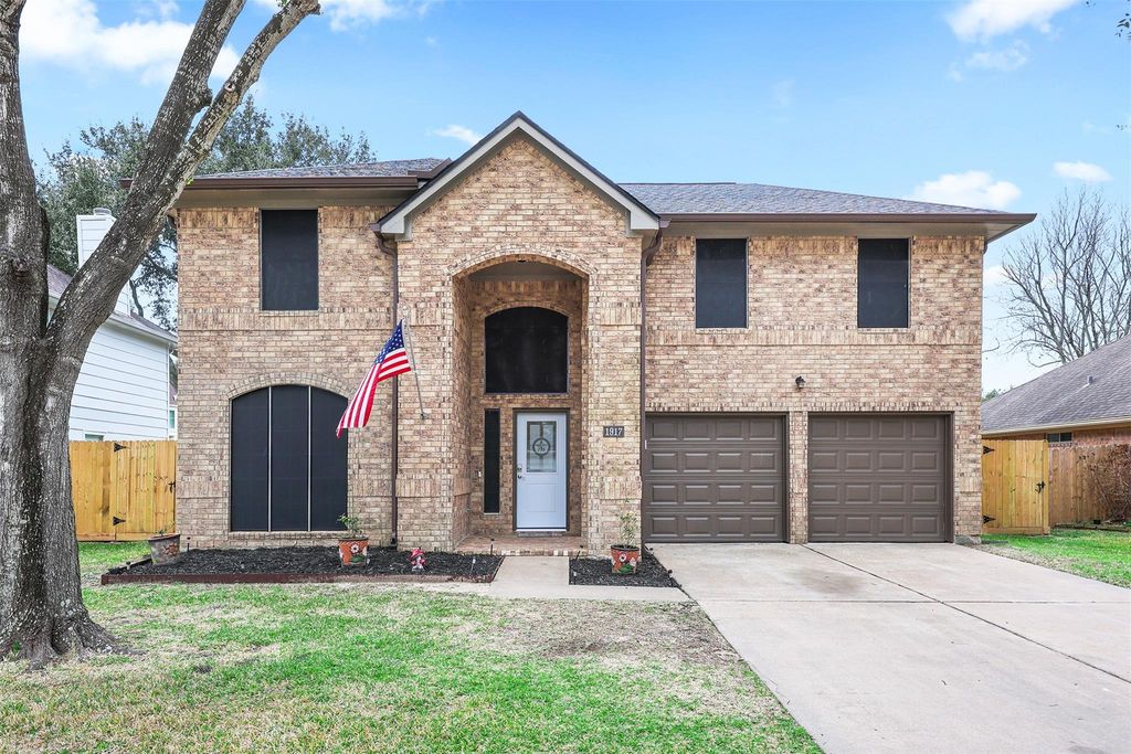 1917 Endeavor Court, Seabrook, TX 77586