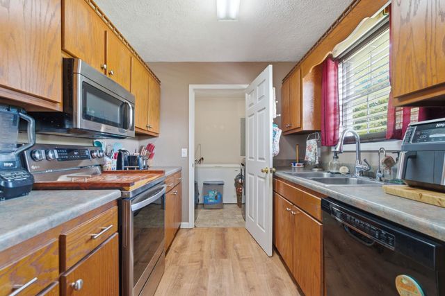 202 Ridgewood Ln, Shelbyville, TN 37160