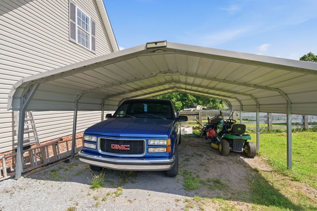 202 Ridgewood Ln, Shelbyville, TN 37160