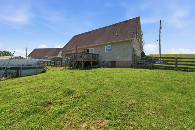 202 Ridgewood Ln, Shelbyville, TN 37160