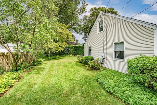 17 Eckert Street, South Huntington, NY 11746