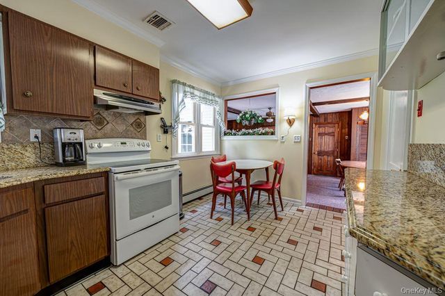 17 Eckert Street, South Huntington, NY 11746