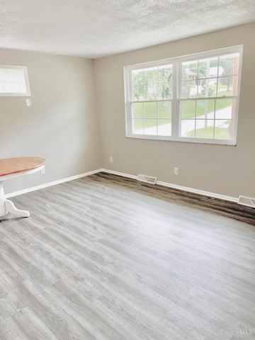 3199 Mary Jane Drive, Green Twp, OH 45211