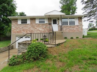3199 Mary Jane Drive, Cincinnati, OH 45211