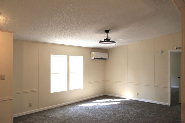 13636 QUARTZ CANYON LN, Rapid City, SD 57702
