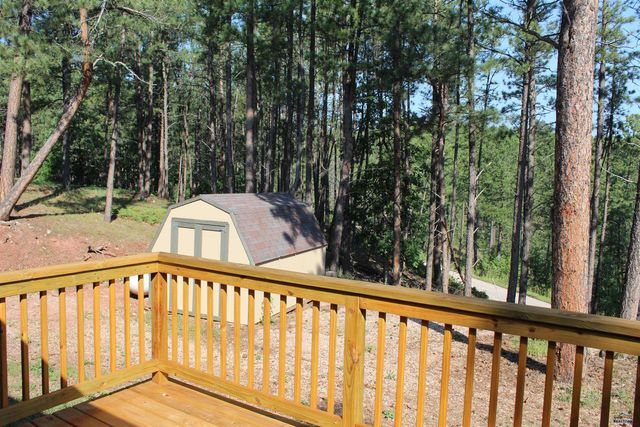 13636 QUARTZ CANYON LN, Rapid City, SD 57702