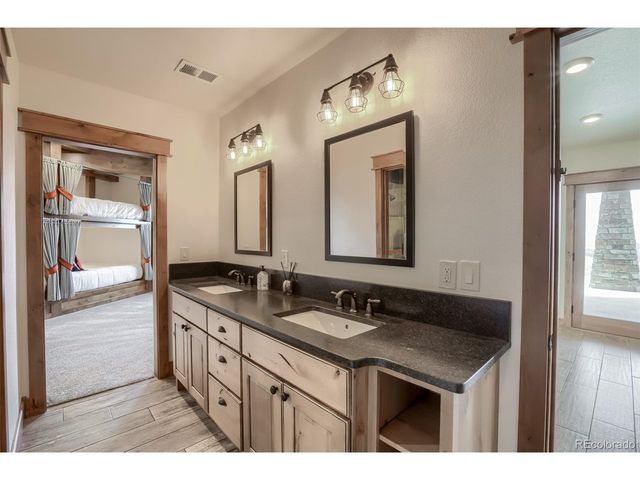 6000 Soaring Eagle Pass, Loveland, CO 80538