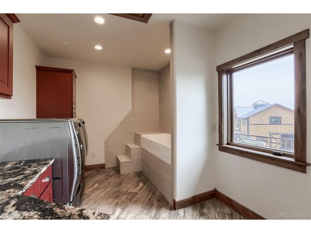 6000 Soaring Eagle Pass, Loveland, CO 80538