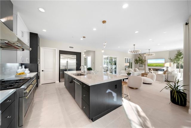 106 Coldwater, Irvine, CA 92602