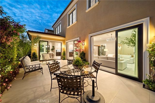 106 Coldwater, Irvine, CA 92602